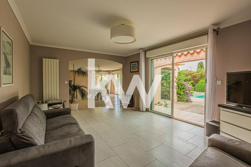 Maison - 189 m² - 7 pièces