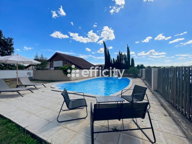 Maison - 113 m² - 5 pièces