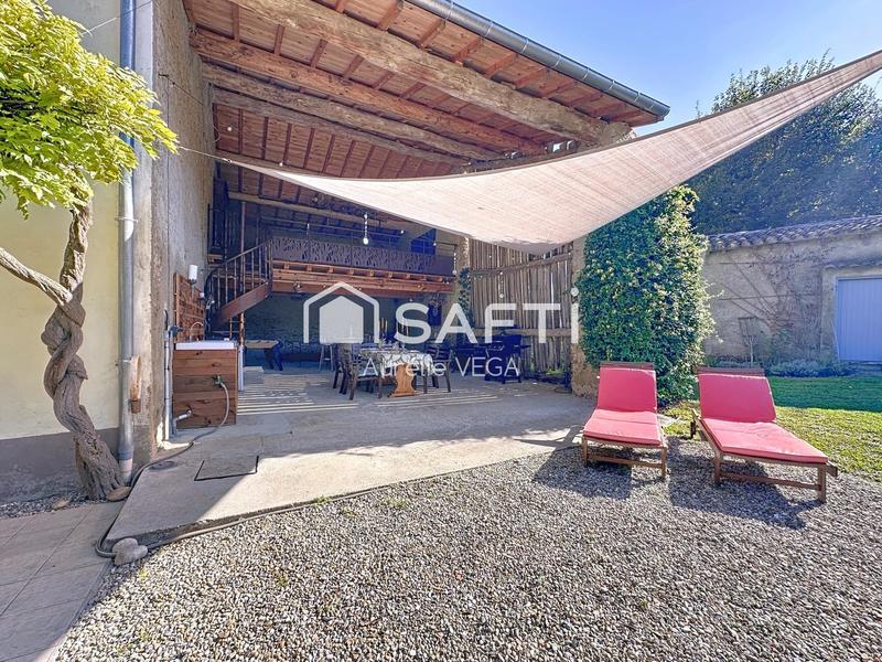 Maison - 275 m² - 7 pièces