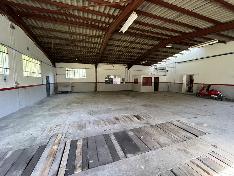 Propriété - 176 m² - 10 pièces