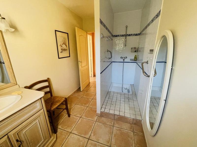 Maison - 95 m² - 3 pièces