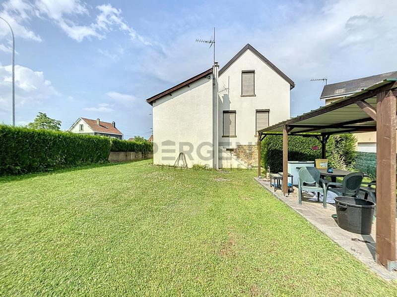 Maison - 103 m² - 5 pièces