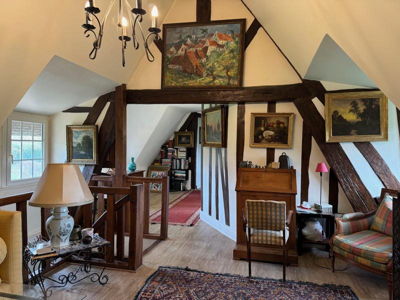 Maison - 210 m² - 8 pièces