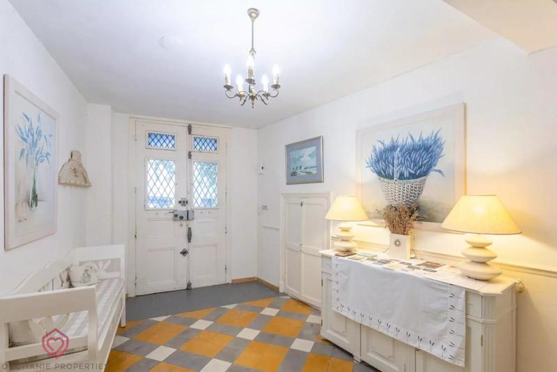 Maison de maîtres - 276 m² - 9 pièces