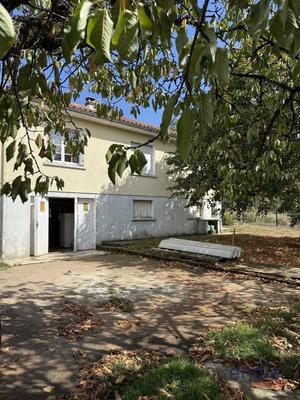 Maison - 91 m² - 5 pièces