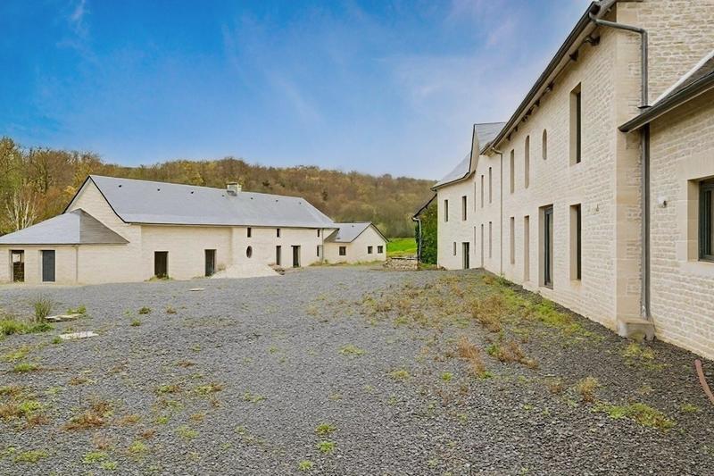 Maison - 700 m²