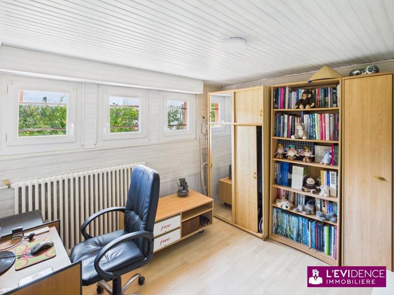 Maison - 90 m² - 4 pièces