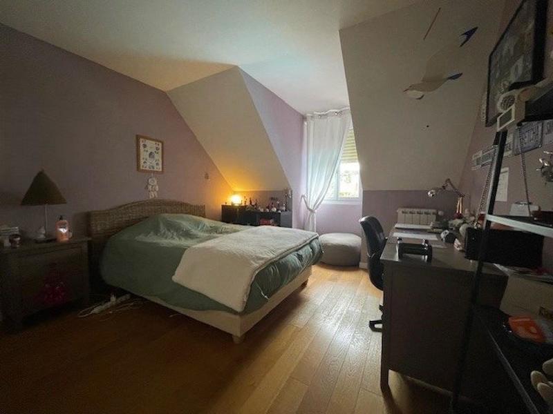 Maison - 256 m² - 9 pièces