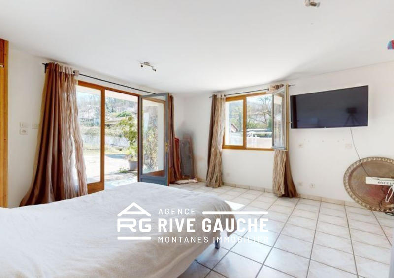 Villa - 210 m² - 7 pièces