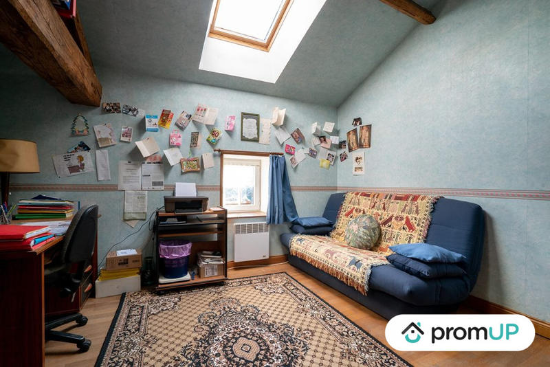 Maison - 260 m² - 10 pièces