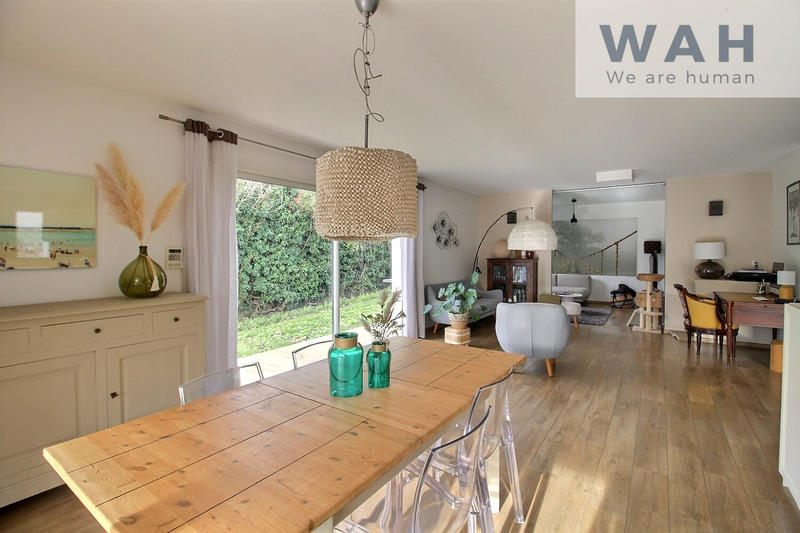 Villa - 151 m² - 6 pièces