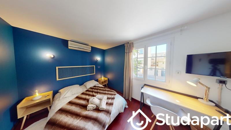 Chambre - 12 m² - 1 pièce