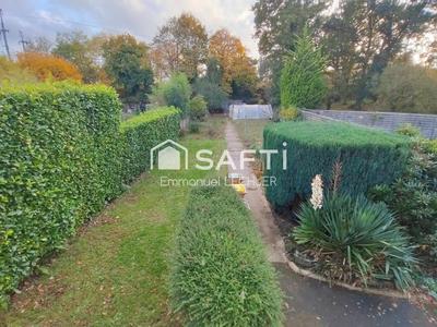 Maison - 90 m² - 5 pièces