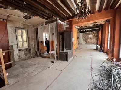 Fonds de commerce - Local commercial - 150 m²