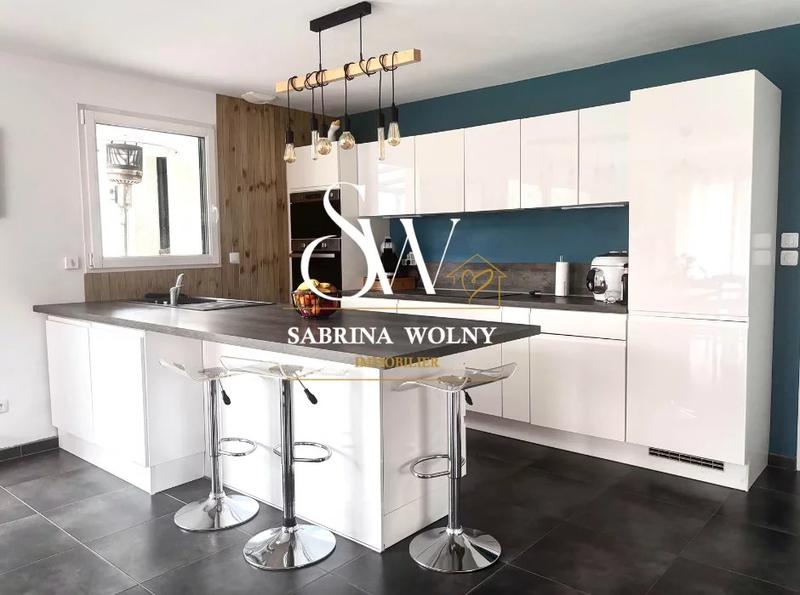 Maison de village - 140 m² - 6 pièces