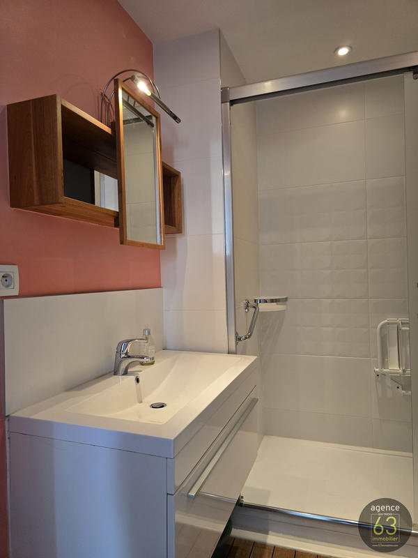 Appartement - 74 m² - 3 pièces