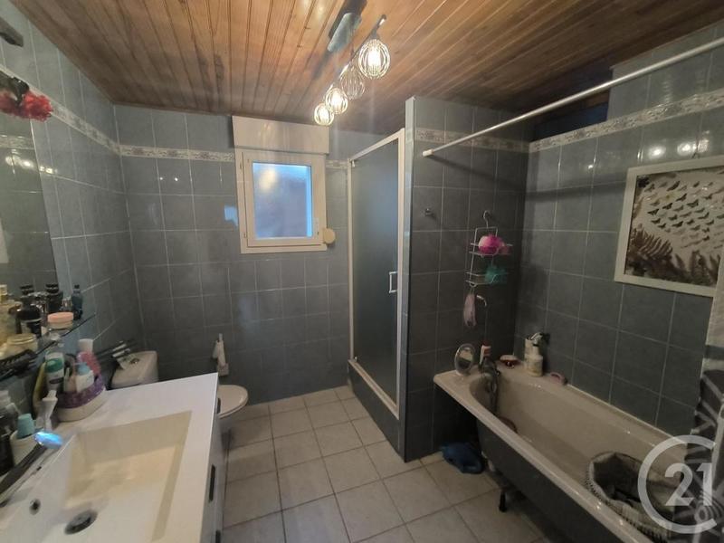 Maison - 140 m² - 7 pièces