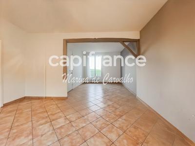 Maison - 93 m² - 4 pièces