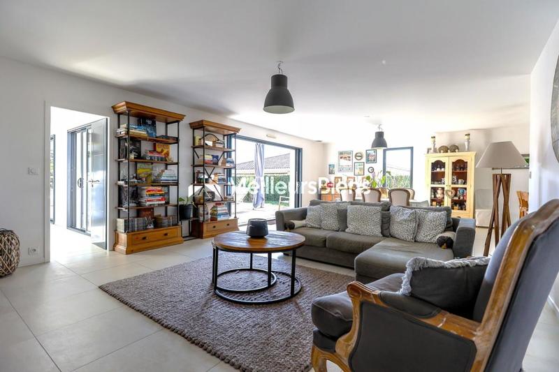 Maison - 143 m² - 5 pièces