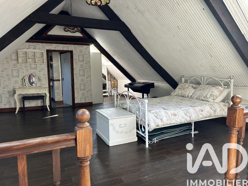 Maison - 290 m² - 8 pièces