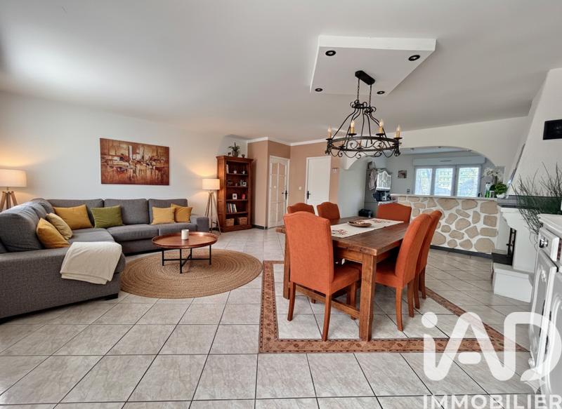 Maison - 98 m² - 4 pièces