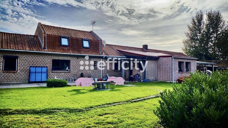 Maison - 350 m² - 8 pièces