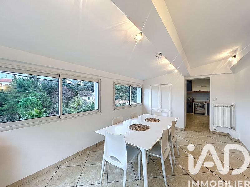 Maison - 150 m² - 5 pièces