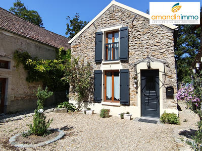 Maison - 81 m² - 5 pièces