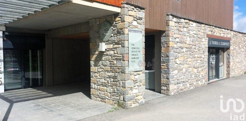 Local commercial - 109 m²