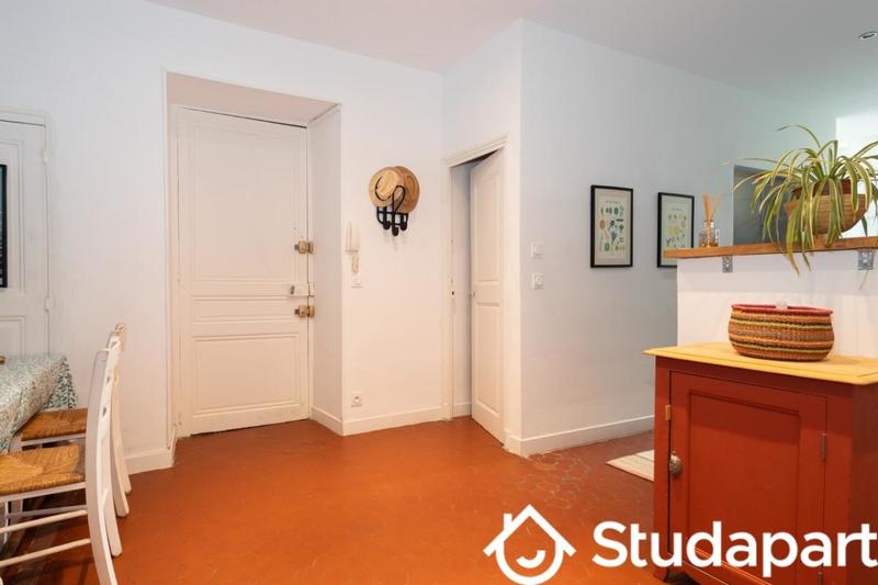 Chambre - 14 m² - 1 pièce