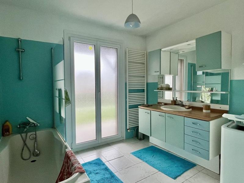 Maison - 155 m² - 8 pièces