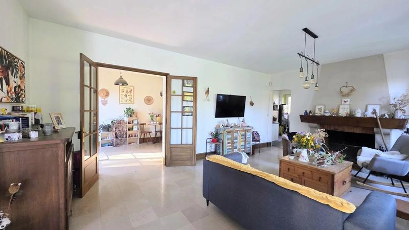 Maison - 262 m² - 10 pièces