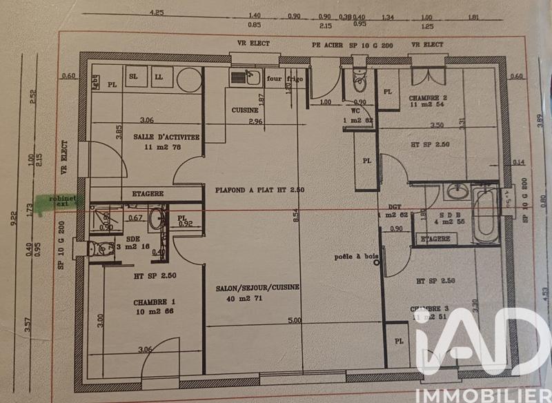 Maison - 98 m² - 5 pièces