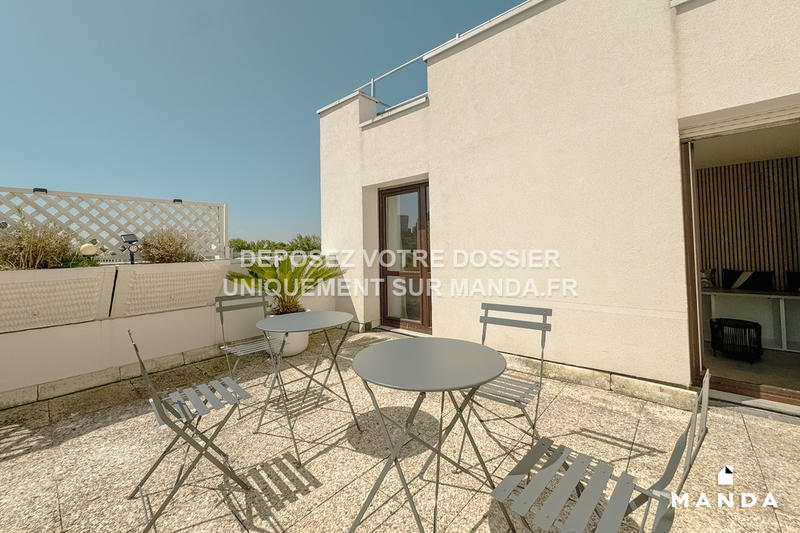 Chambre - 25 m² - 6 pièces