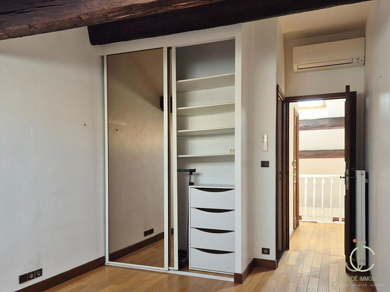 Appartement - 106 m² - 4 pièces