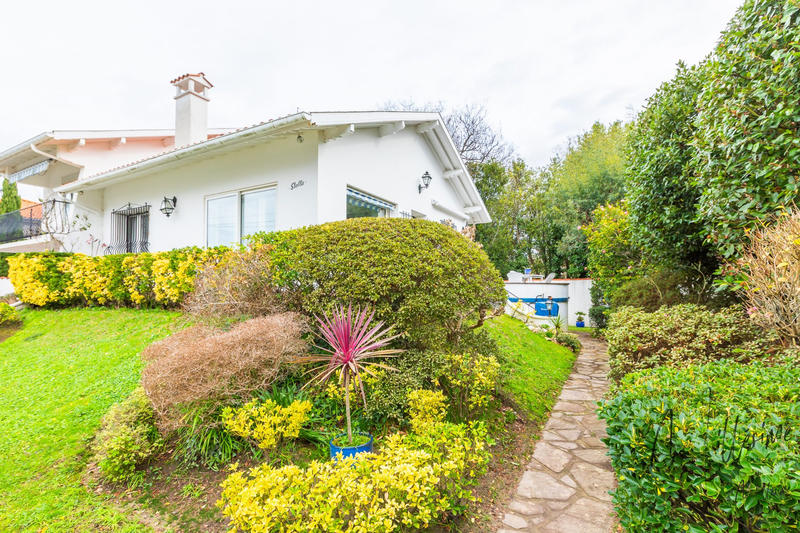 Maison - 147 m² - 6 pièces