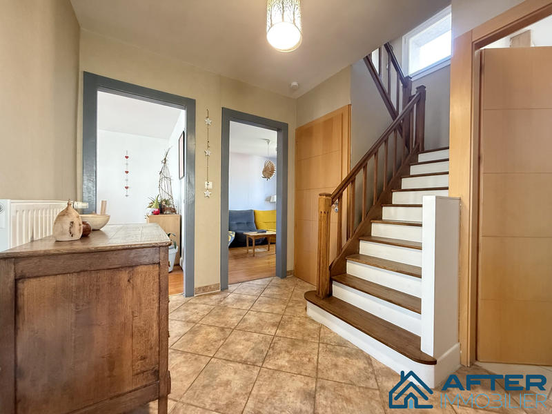 Maison - 145 m² - 8 pièces