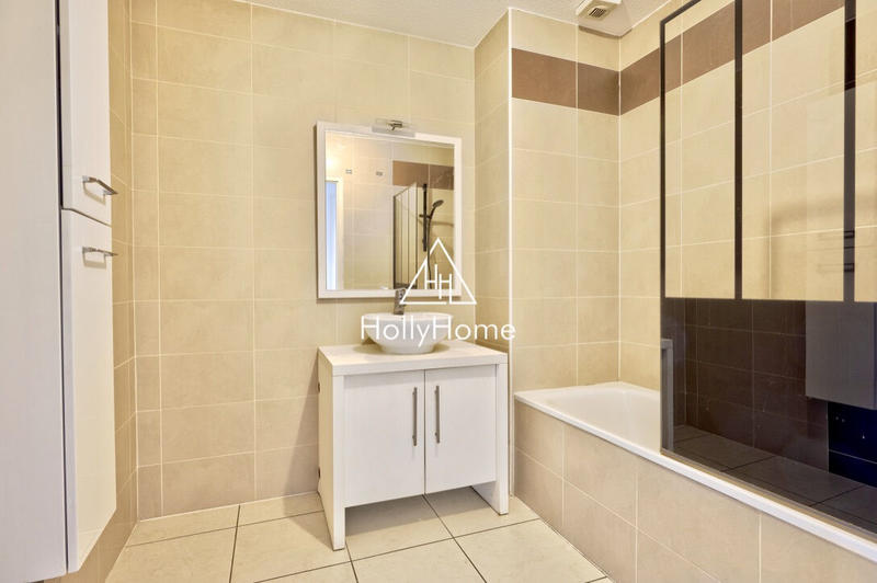 Maison - 108 m² - 5 pièces