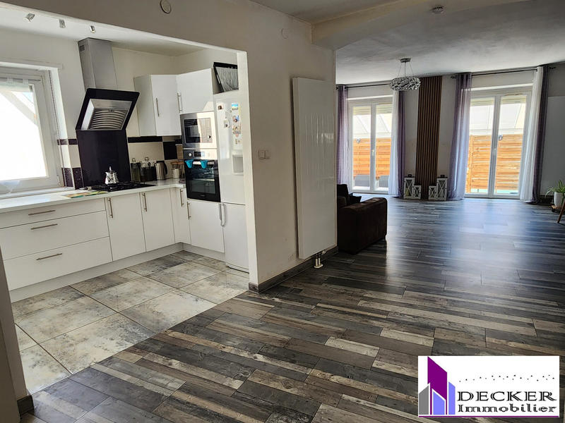 Immeuble - 151 m² - 3 pièces