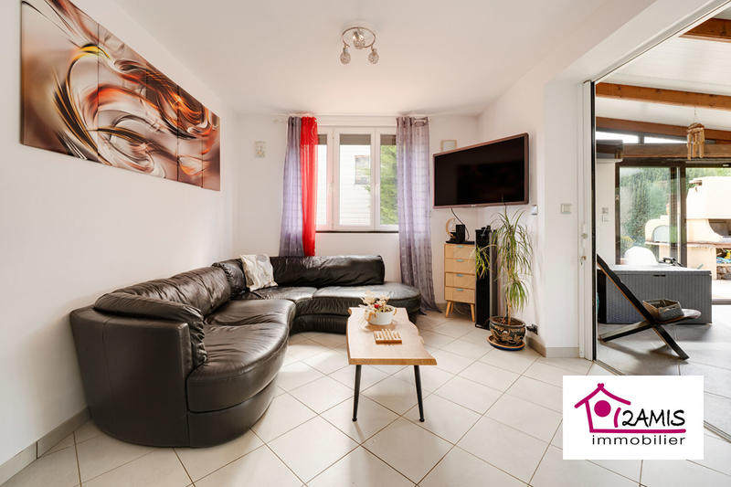 Maison - 140 m² - 7 pièces