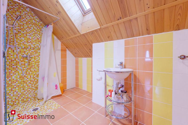 Maison - 200 m² - 7 pièces