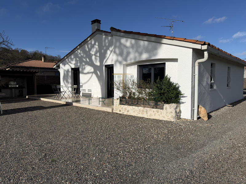 Maison - 160 m² - 10 pièces