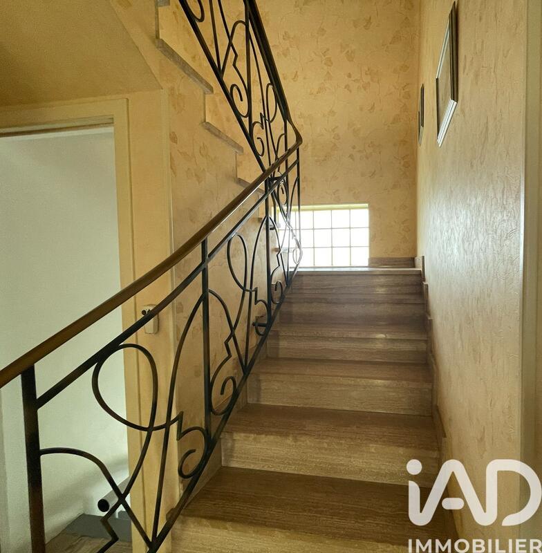 Maison - 117 m² - 5 pièces