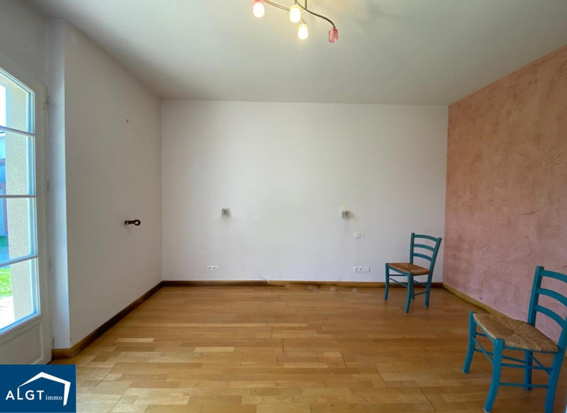 Villa - 328 m² - 12 pièces