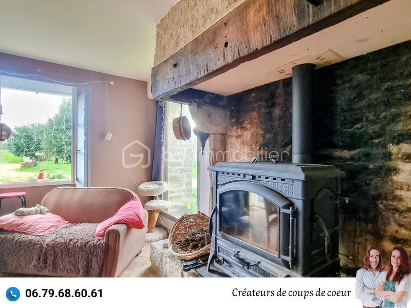 Maison en pierre - 234 m² - 7 pièces