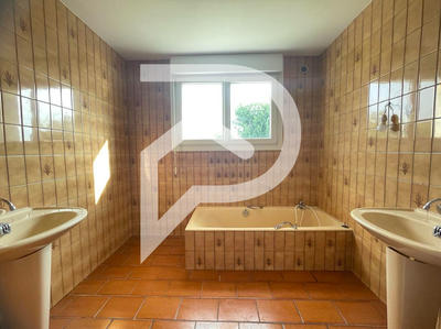 Maison - 132 m² - 6 pièces