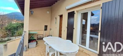 Maison - 82 m² - 3 pièces