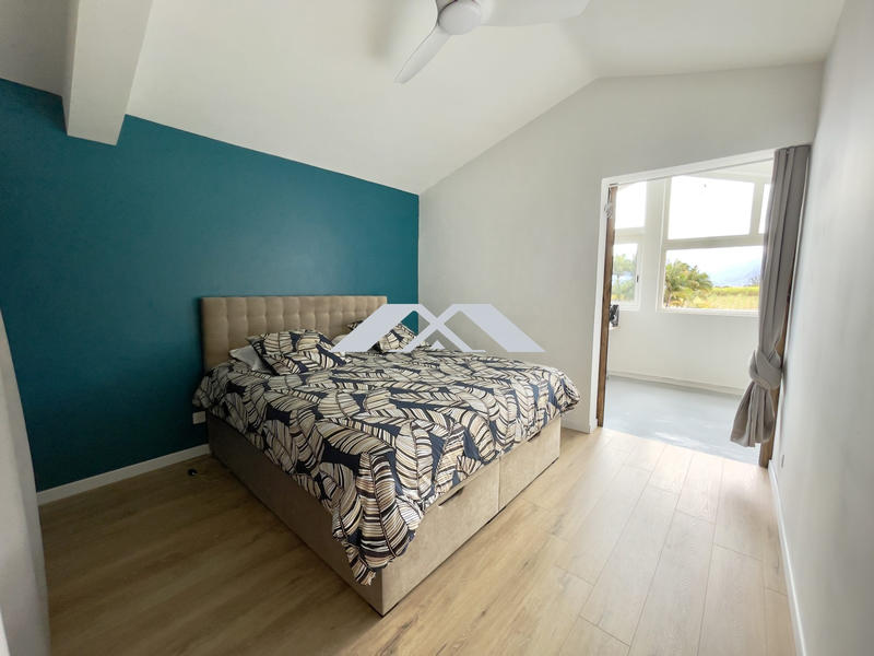 Maison - 230 m² - 7 pièces