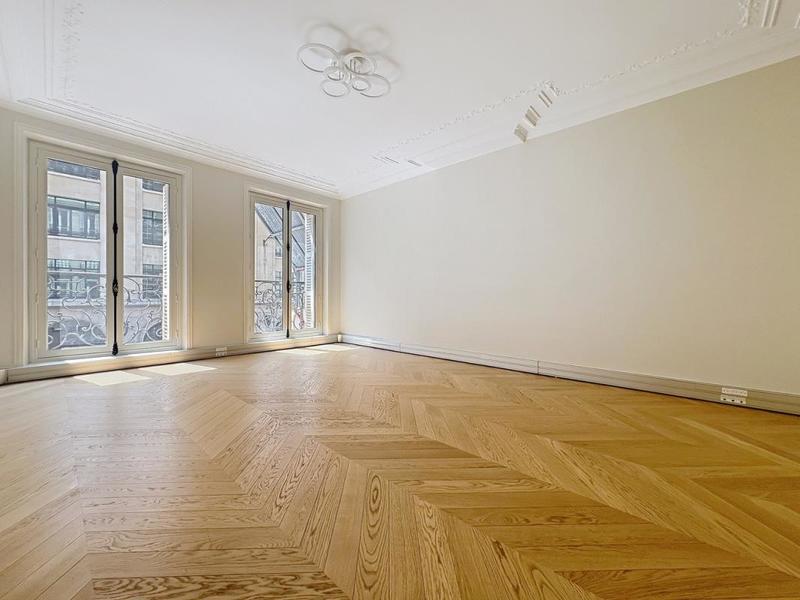 Appartement - 203 m² - 5 pièces