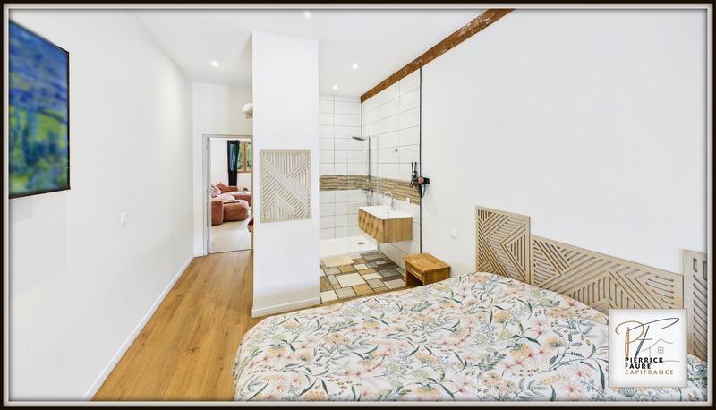 Maison - 252 m² - 8 pièces